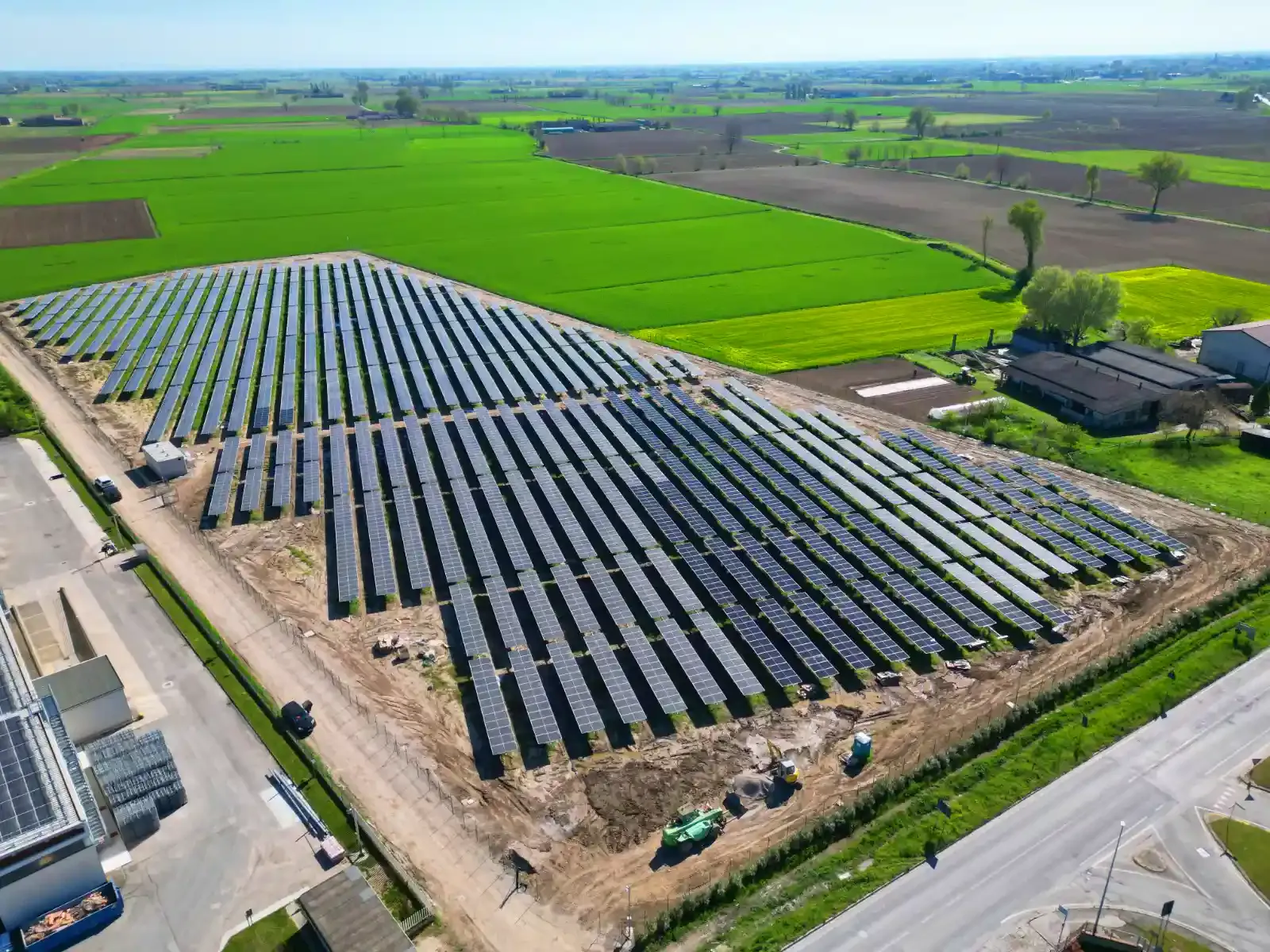 Impianto Solare da 1070 kWp: Un Passo Verso la Sostenibilità !